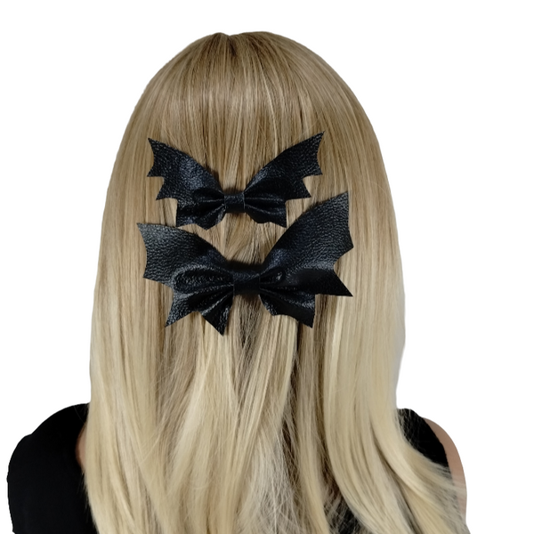 Halloween black bat hair clip barrette