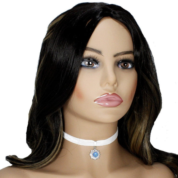 snowflake choker for winter wedding