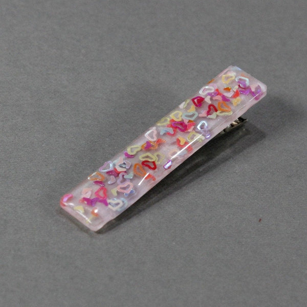 resin hair clip with colorful heart inverts
