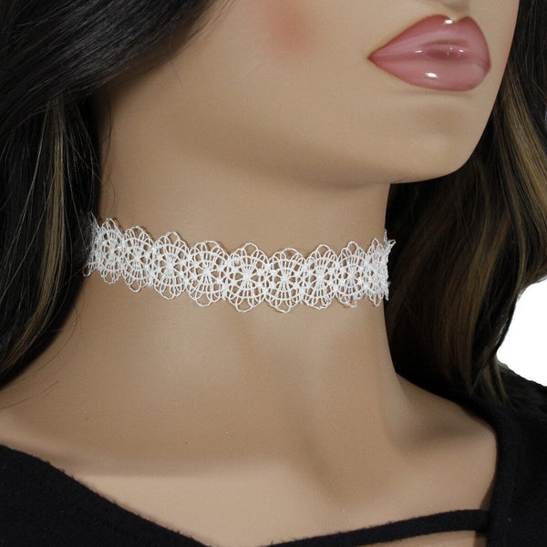 Simple and elegant black or white choker necklace for woman