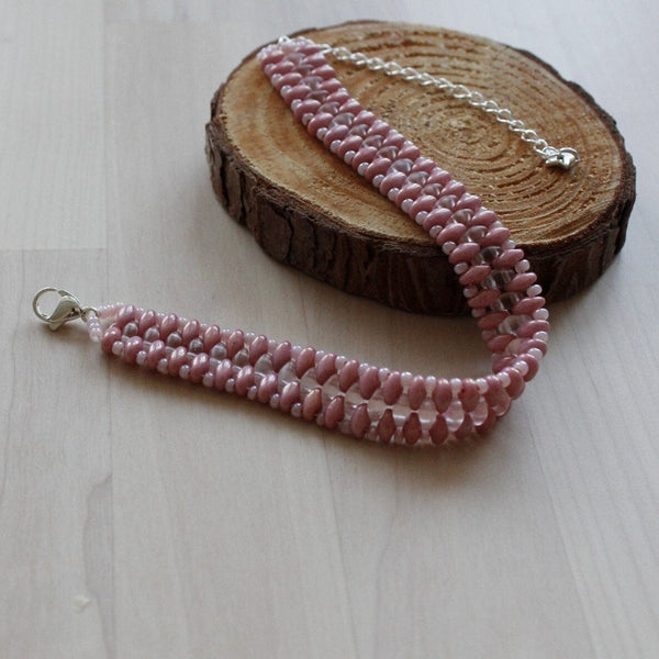 Elegant pink beaded bracelet for women