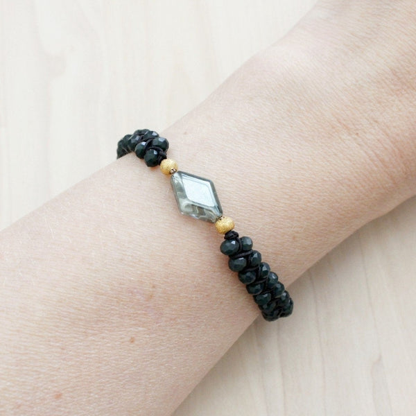 Dark green beaded bracelet for women with diamond shape centerpiece