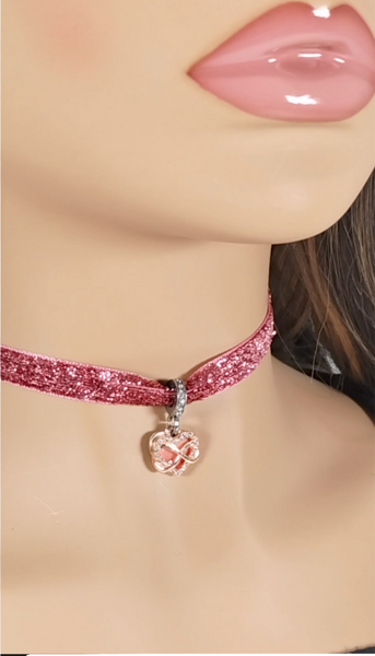 Sparkle velvet choker necklace with dangle heart charm