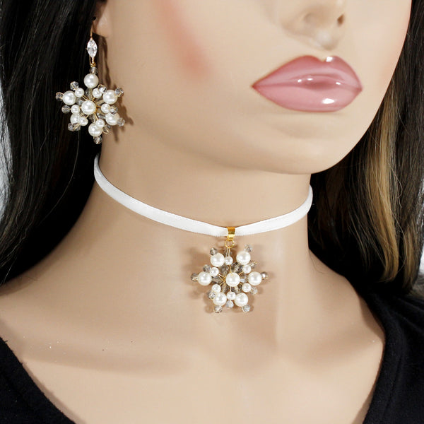 Enchantment white snowflake jewelry set - choker necklace with charm and earrings