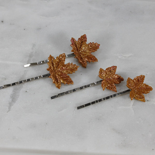 Set of two maple leaf bobby pins