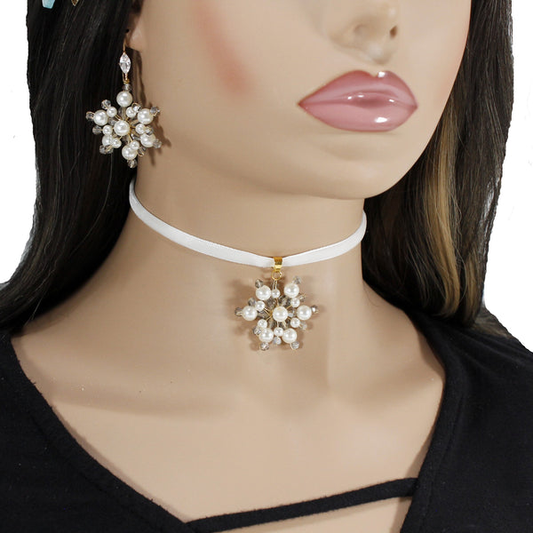 Enchantment white snowflake jewelry set - choker necklace with charm and earrings