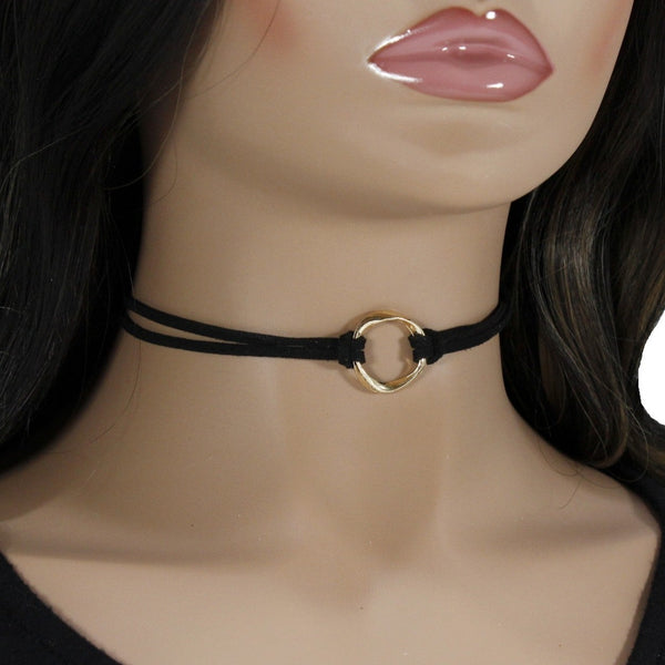 O-ring choker necklace for woman