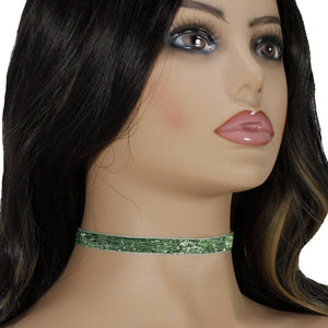 Shiny green velvet choker necklace for woman