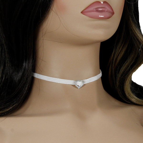 white wedding choker necklace with heart