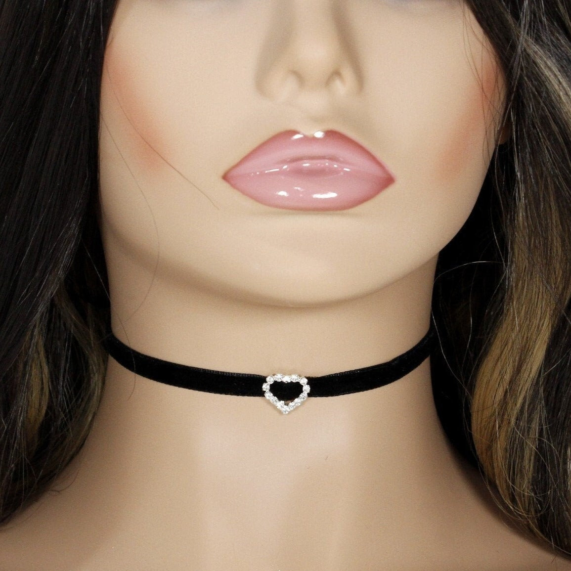 Black choker necklace for woman with a rhinestone heart charm