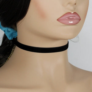 Minimalist black velvet choker necklace for woman