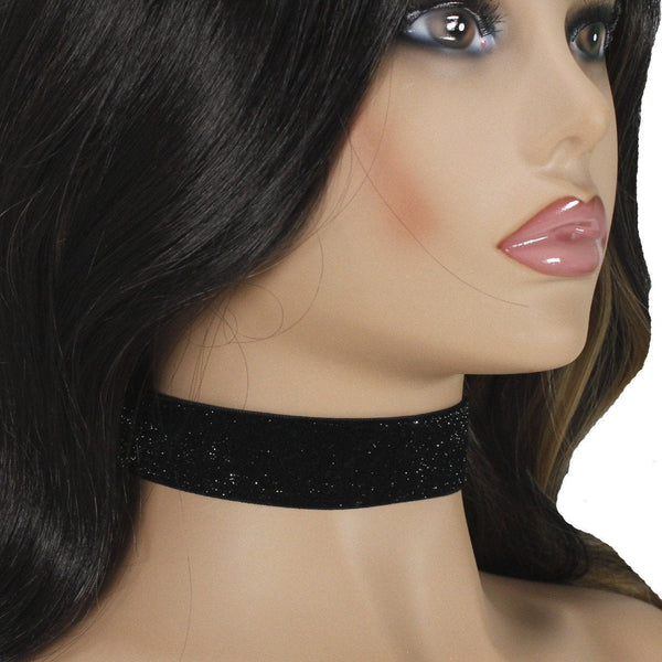 Minimalist black velvet choker necklace for woman