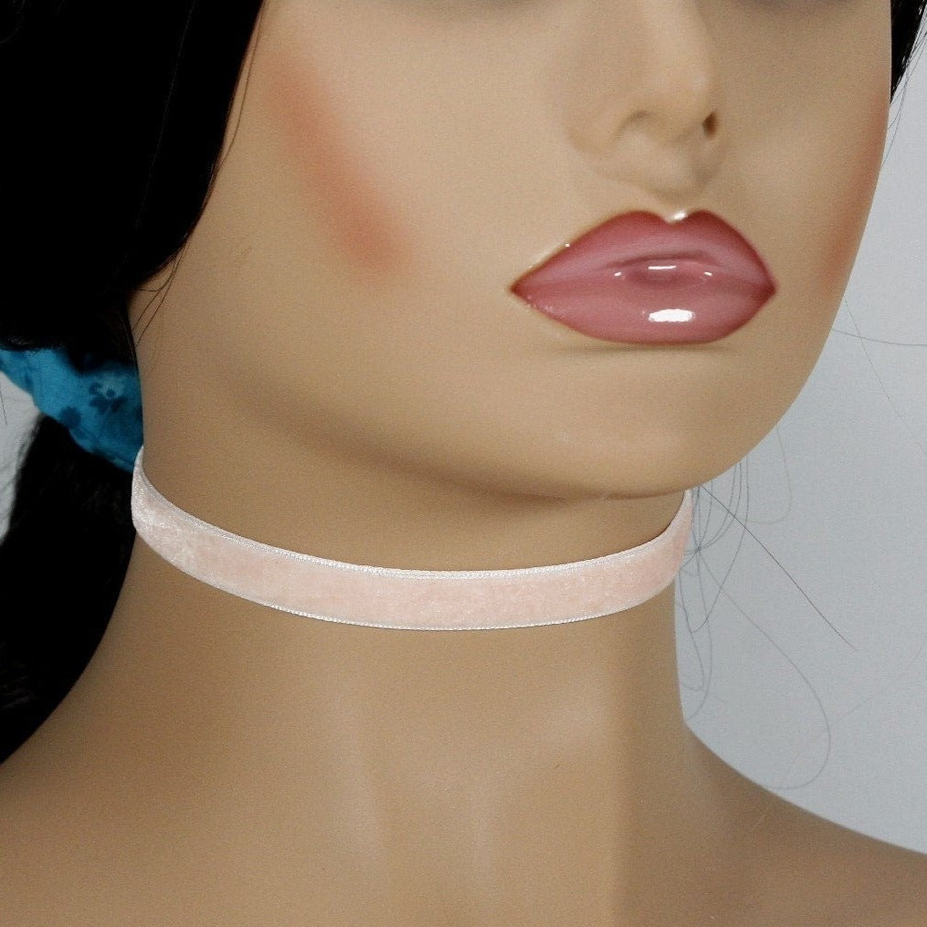 Pastel pink choker necklace for women and girls