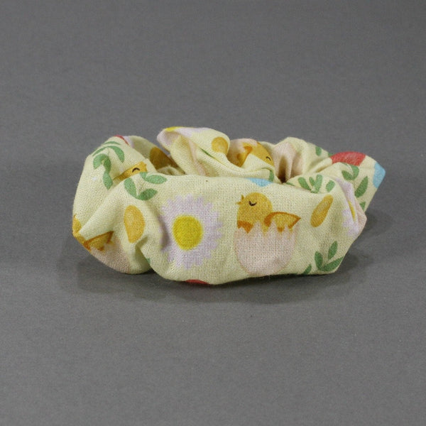 Pastel yellow scrunchies with chick print for girls