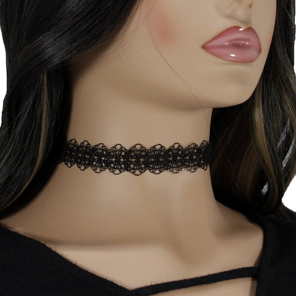 Black lace choker collar necklace