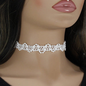 White lace choker necklace with petite faux pearl beads